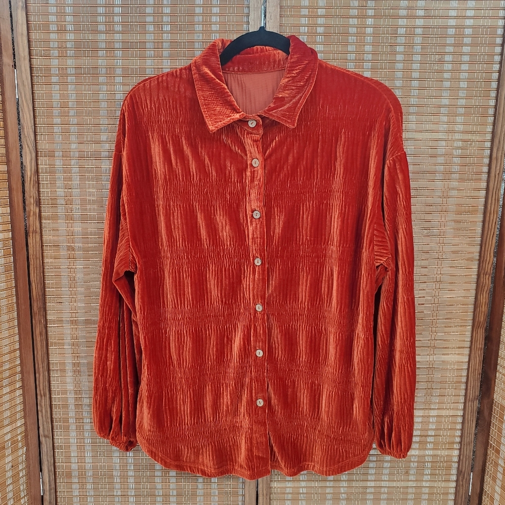 ♧ Crushed Velvet Long Sleeve Button Up Burnt Orange Textured Top Size Small